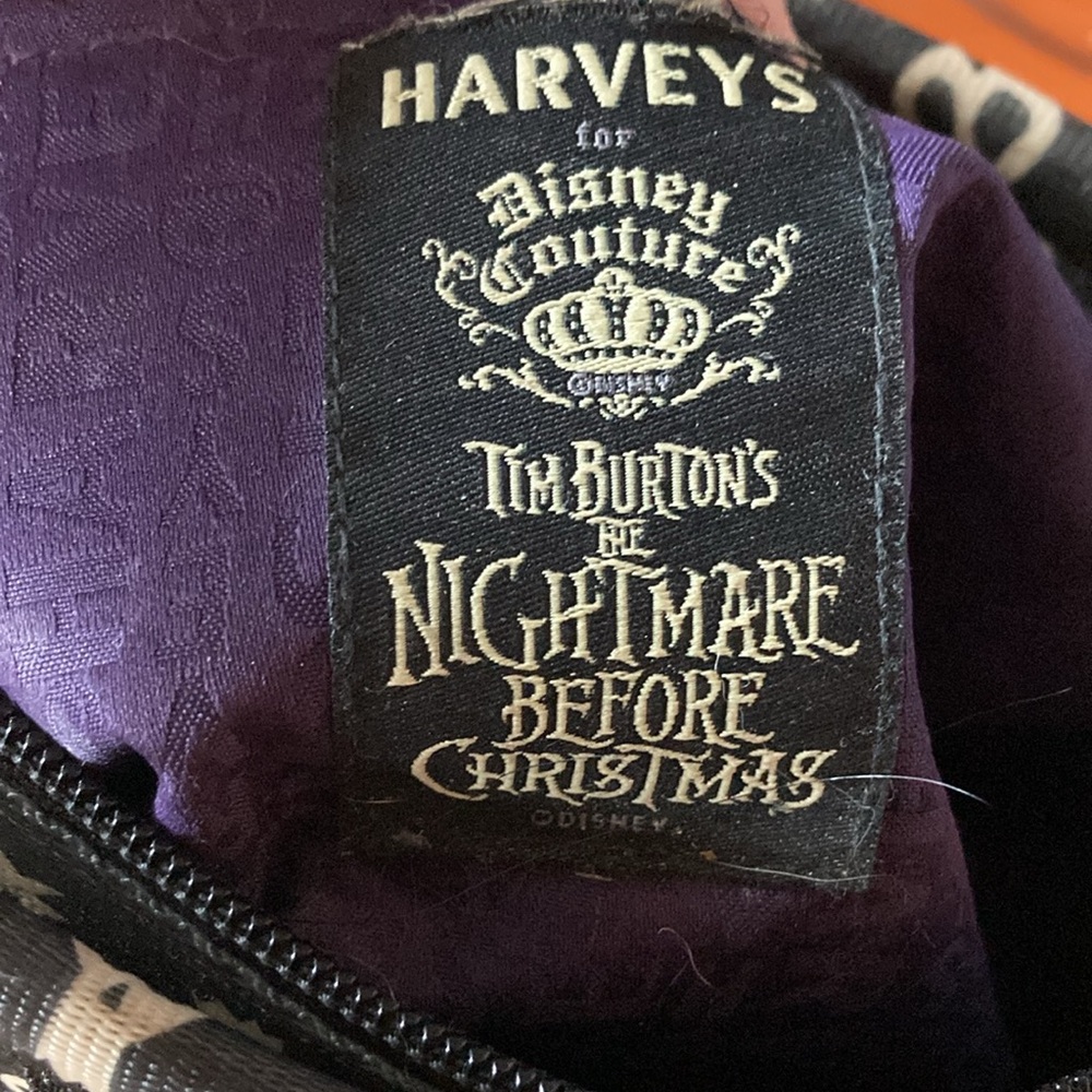 HARVERYS DISNEY COUTURE NIGHTMARE BEFORE CHRISTMAS purse. Made with seatbelts! - Picture 5 of 11